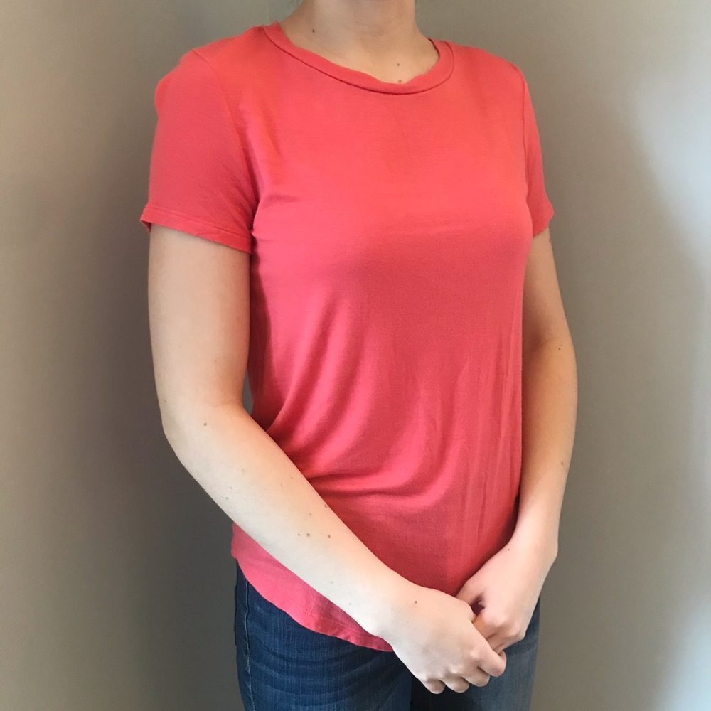 Aeropostale Coral Short Sleeve Tee XS